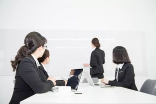 未來(lái)3年廣東將培訓(xùn)60萬(wàn)人次，這幾大職業(yè)都有份——?jiǎng)趧?wù)服務(wù)迎來(lái)黃金發(fā)展期